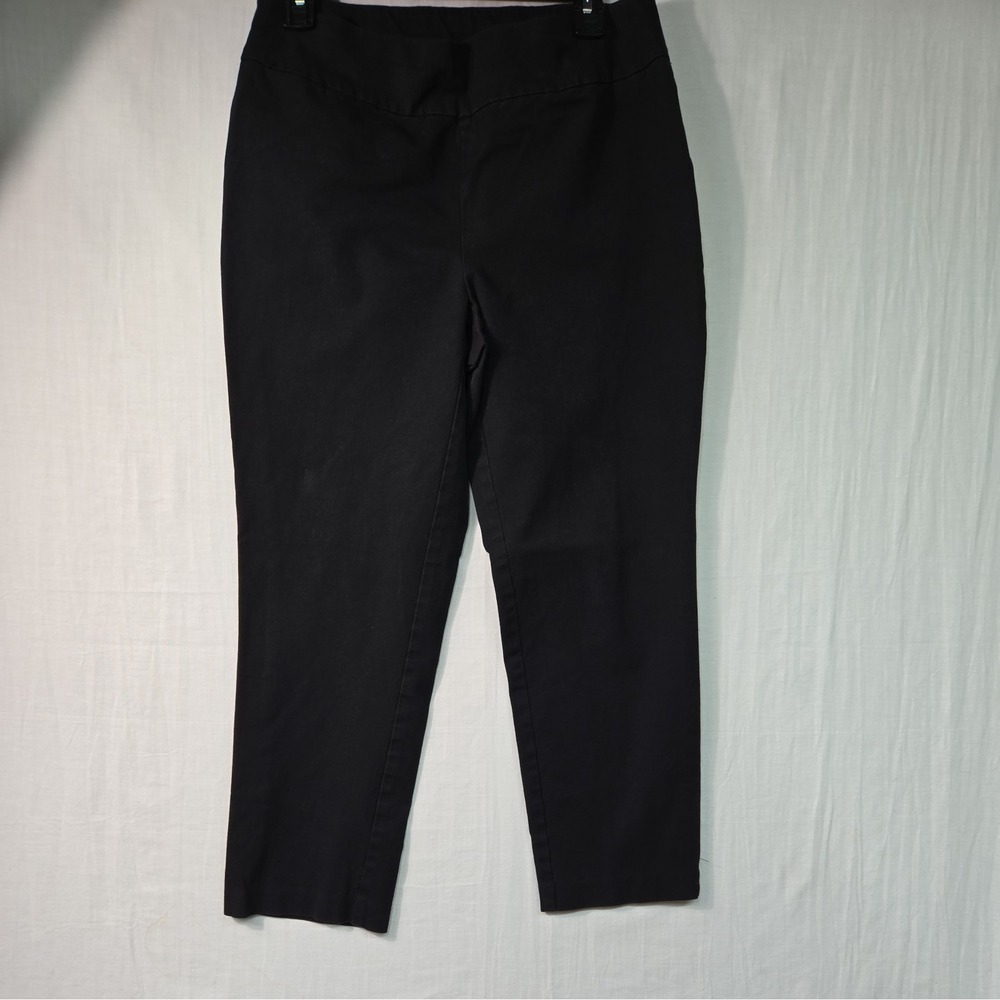 Chico's Women's Black Fabulously Slimming Black Pull On Ankle Pants - 1 (M/8)